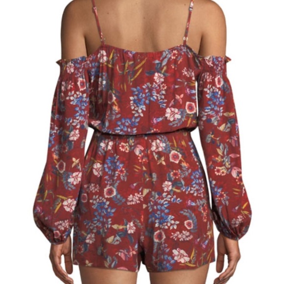 New Willow & Clay Romper Red Floral Cold Shoulder long sleeve Medium Spring - Picture 2 of 7